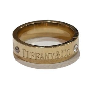 Gold-Tone Fashion Ring💍